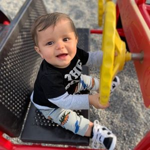 Meet your Posher, Marissa